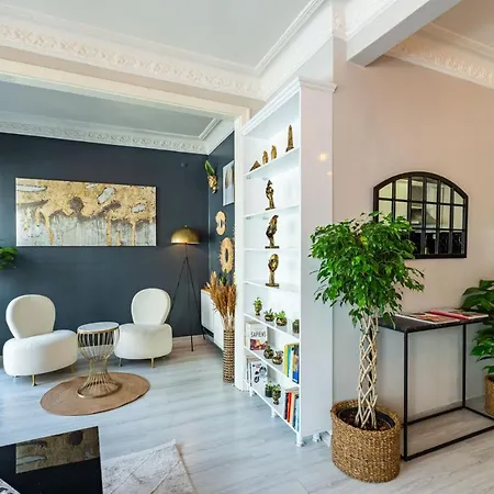 Apartment 1 Min City's Mall - Nisantasi - French Balcony Istanbul